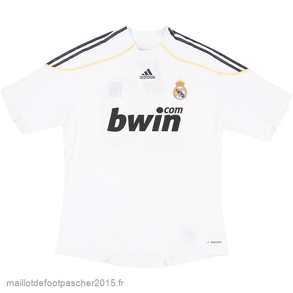 Maillot Foot Achat Domicile Maillot Real Madrid Rétro 2009 2010 Blanc