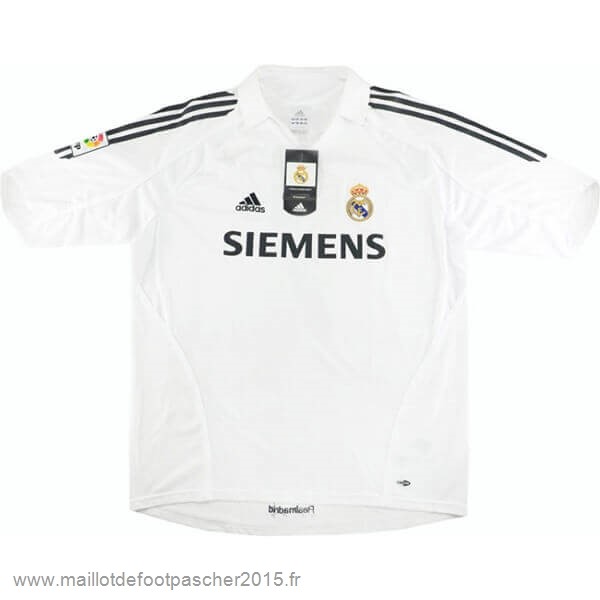 Maillot Foot Achat Domicile Maillot Real Madrid Rétro 2005 2006 Blanc