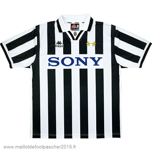 Maillot Foot Achat Domicile Maillot Juventus Rétro 1995 1996 Noir Blanc